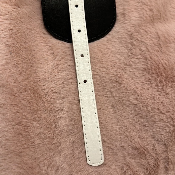 New York and Company, black and white belt new with tags - Picture 5 of 6